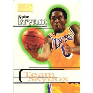 Kobe Bryant 1998 Team SkyBox Premium Card #226 Los Angeles Lakers NBA Basketball